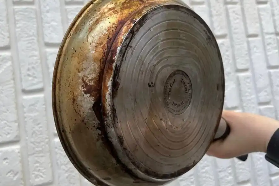 удаление нагаров с посуды